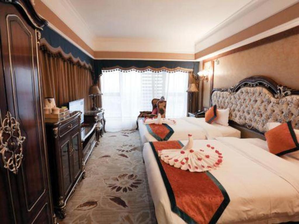 Chengdu French Theme Gold Palace Bagian luar foto